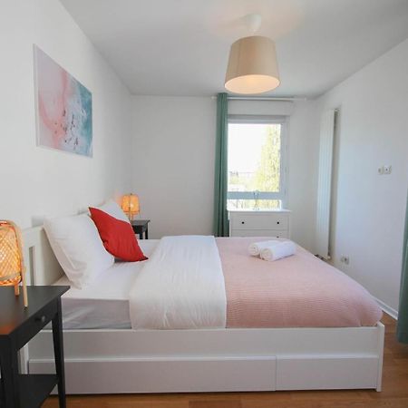 Apartment In Residence With Balcony And Parking Lille Eksteriør bilde