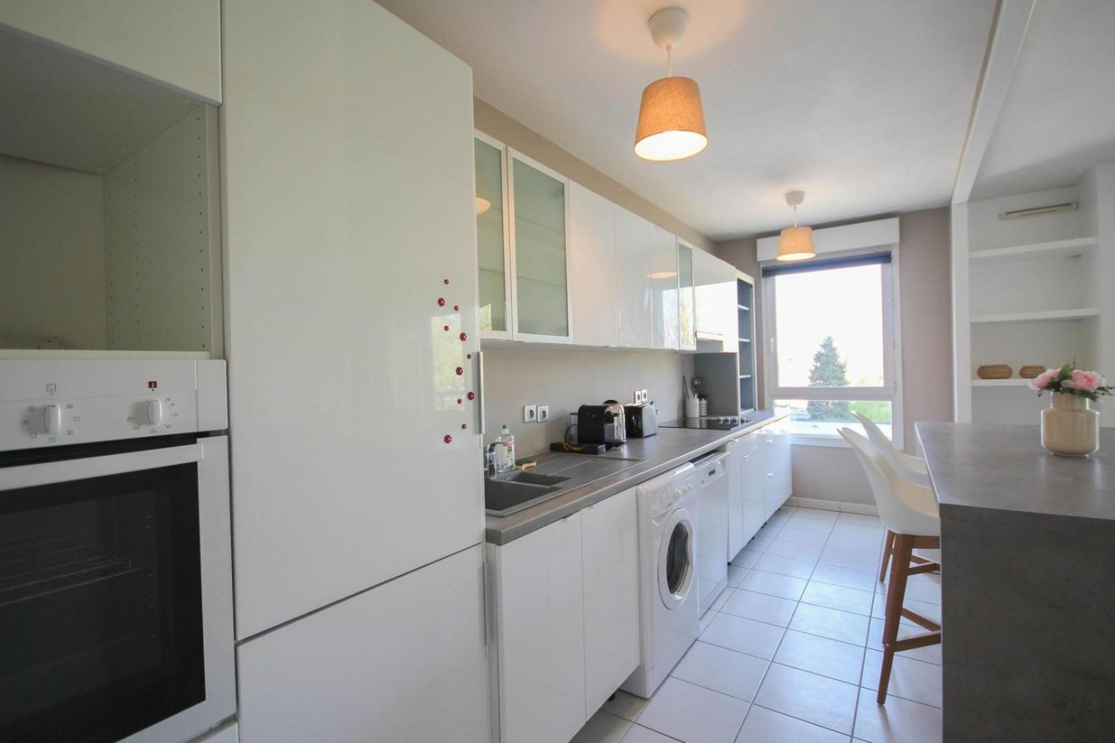 Apartment In Residence With Balcony And Parking Lille Eksteriør bilde